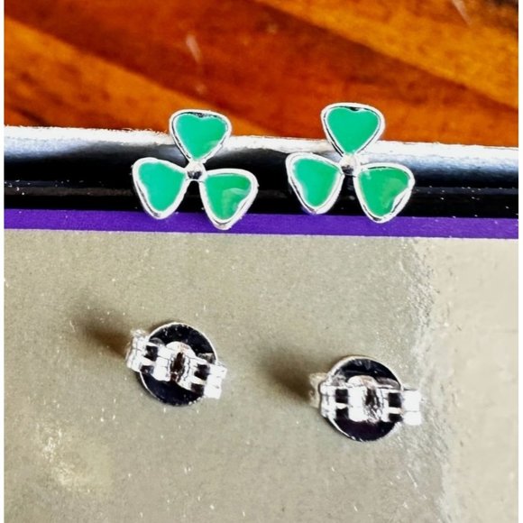 Shamrock Earrings Green Posts New Small St Patrick's Day Parade Party Fe… - Picture 6 of 12